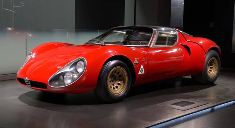 Alfa Romeo 33 Stradale 1967 classic sports car front view