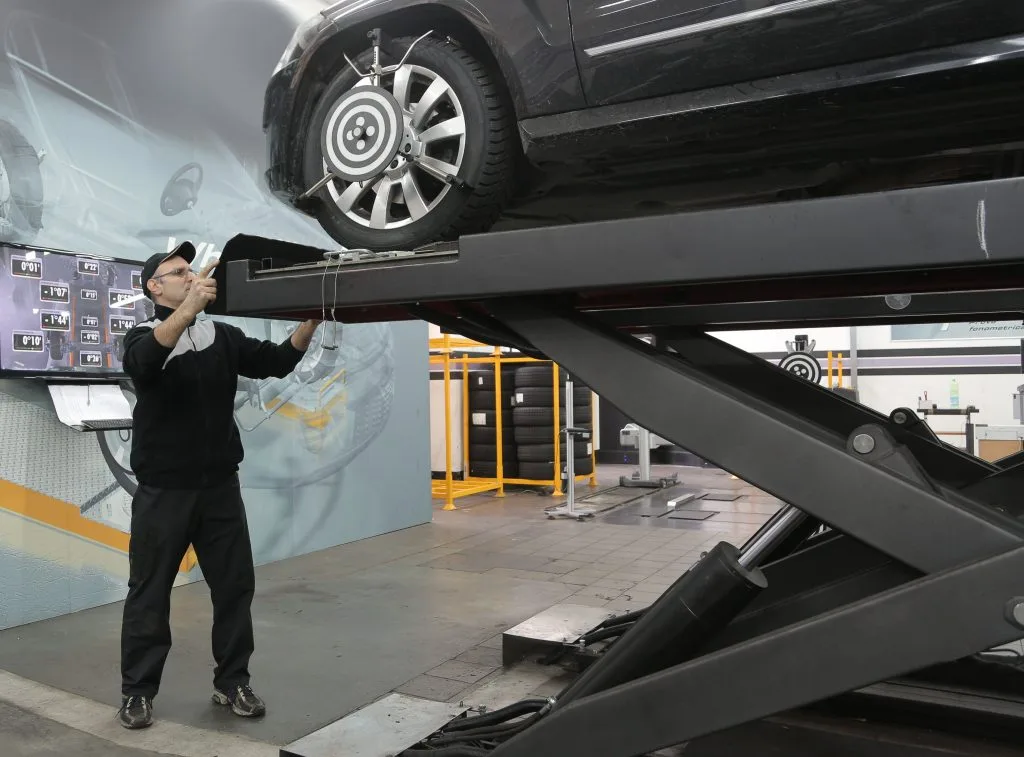 Extend tire life: wheel alignment service