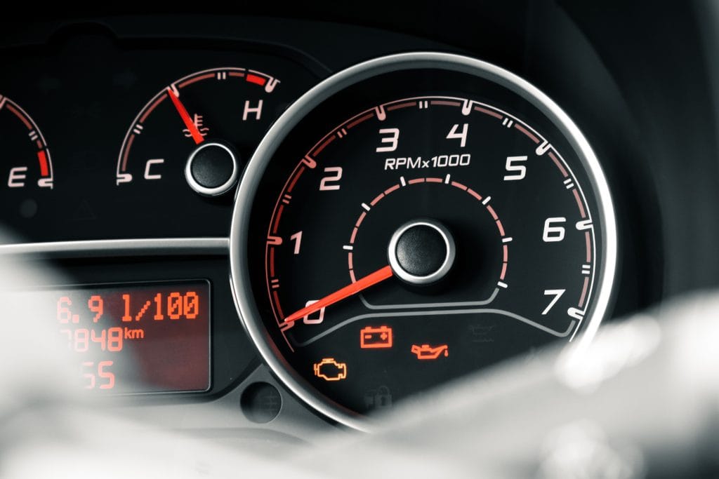 Car battery warning signs: jump-starting a dead battery