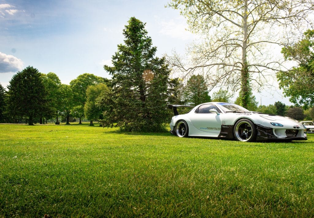 Mazda RX-8, the successor to the Mazda RX-7 rotary engine lineup with the RENESIS engine